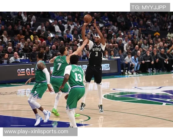 黄蜂与雄鹿激战正酣球迷期待精彩对决与逆转时刻